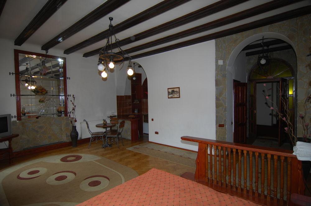 Pension Noemi Brasov Exterior photo