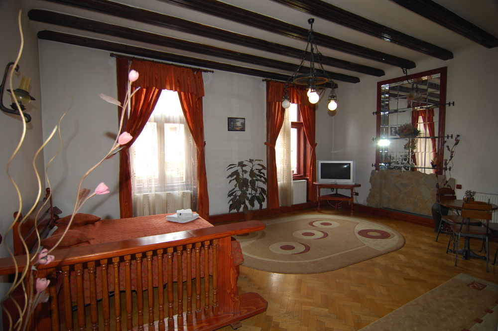 Pension Noemi Brasov Exterior photo